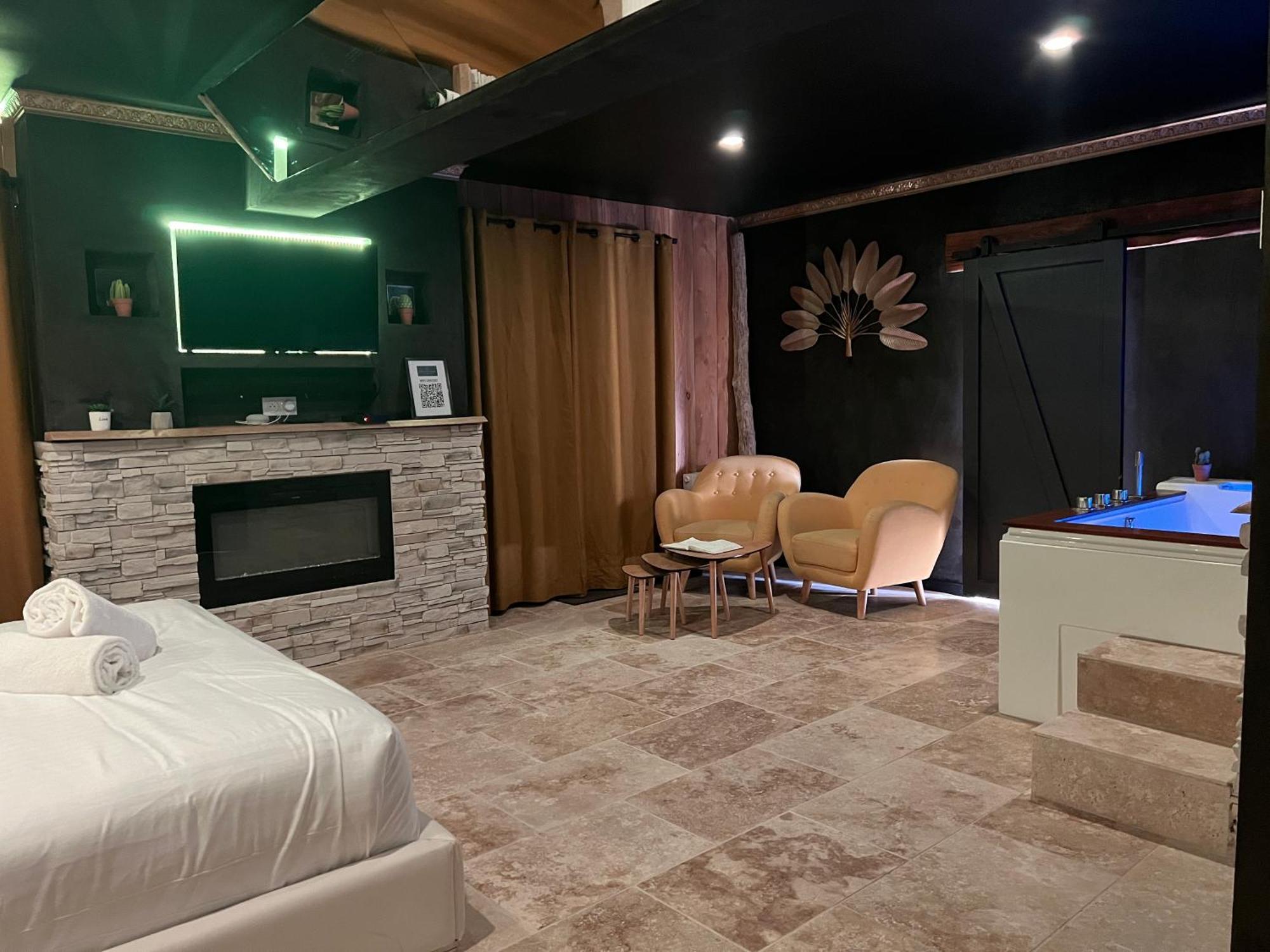 Le Lodge Des Charmes 5 Etoiles Leves 외부 사진