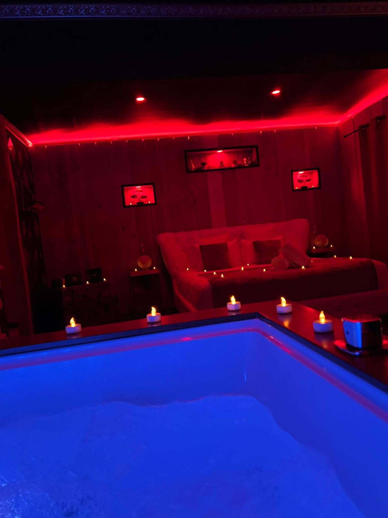 Le Lodge Des Charmes 5 Etoiles Leves 외부 사진